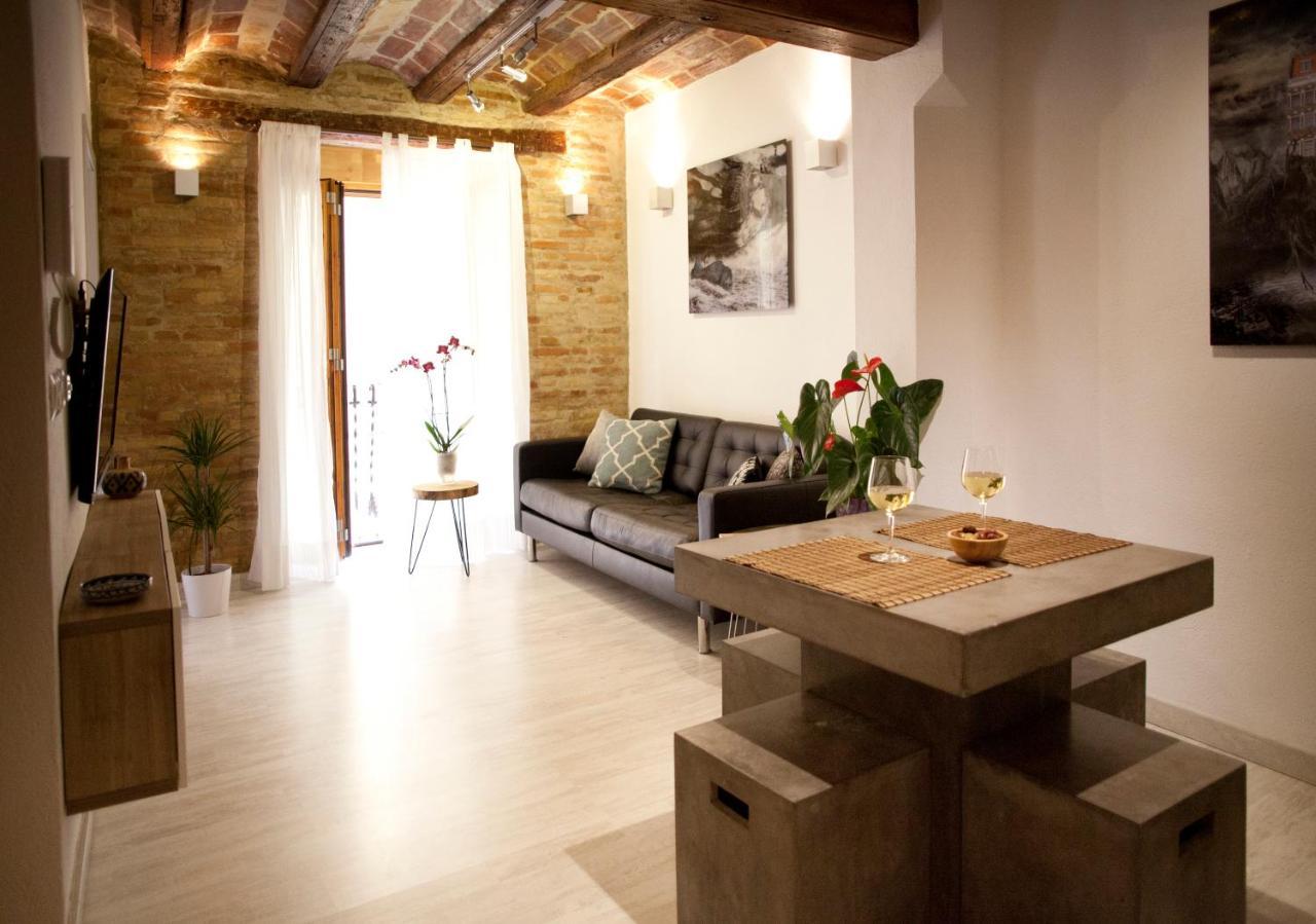 Authentic Charming Apartment/Wifi/Air Conditioning Valenza Esterno foto