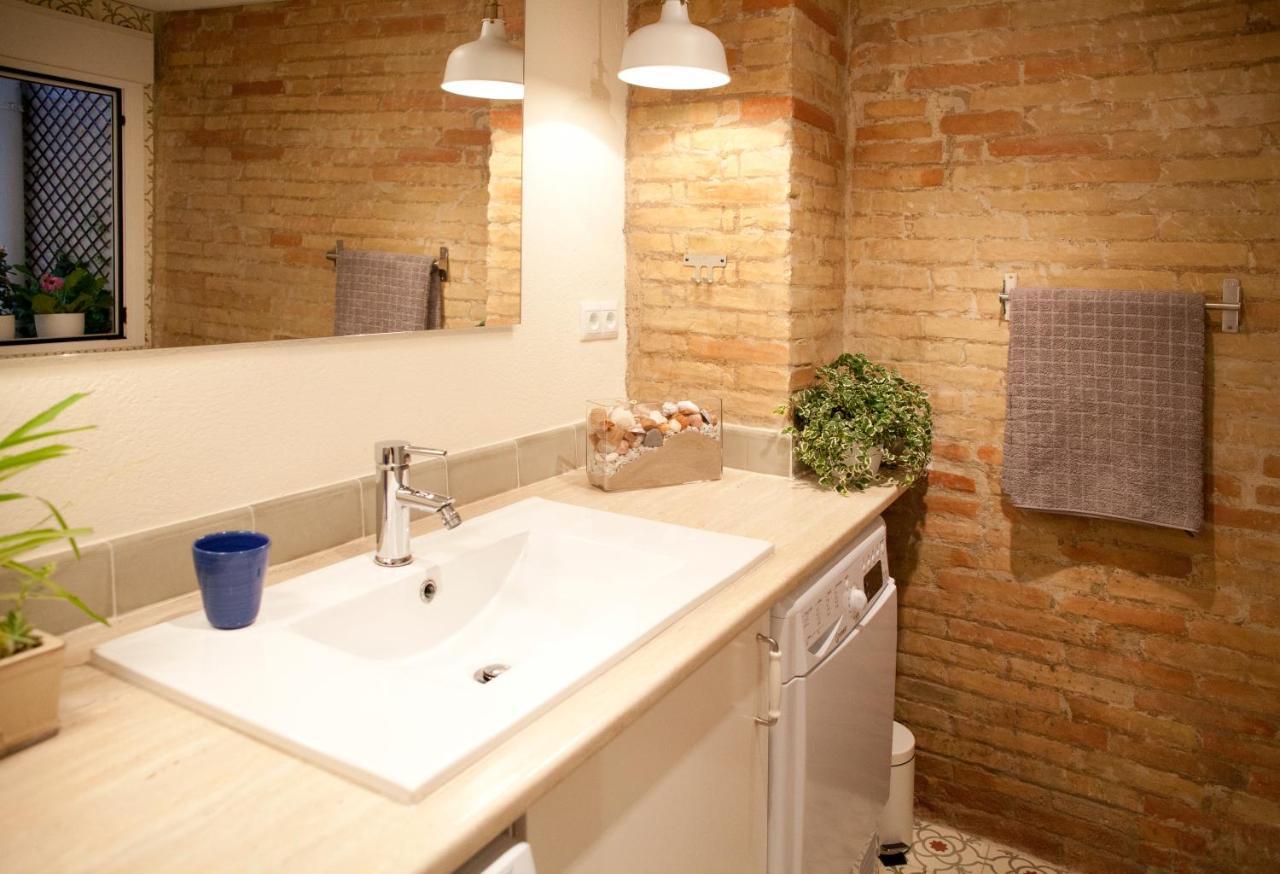 Authentic Charming Apartment/Wifi/Air Conditioning Valenza Esterno foto